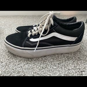 Black classic Platform Vans